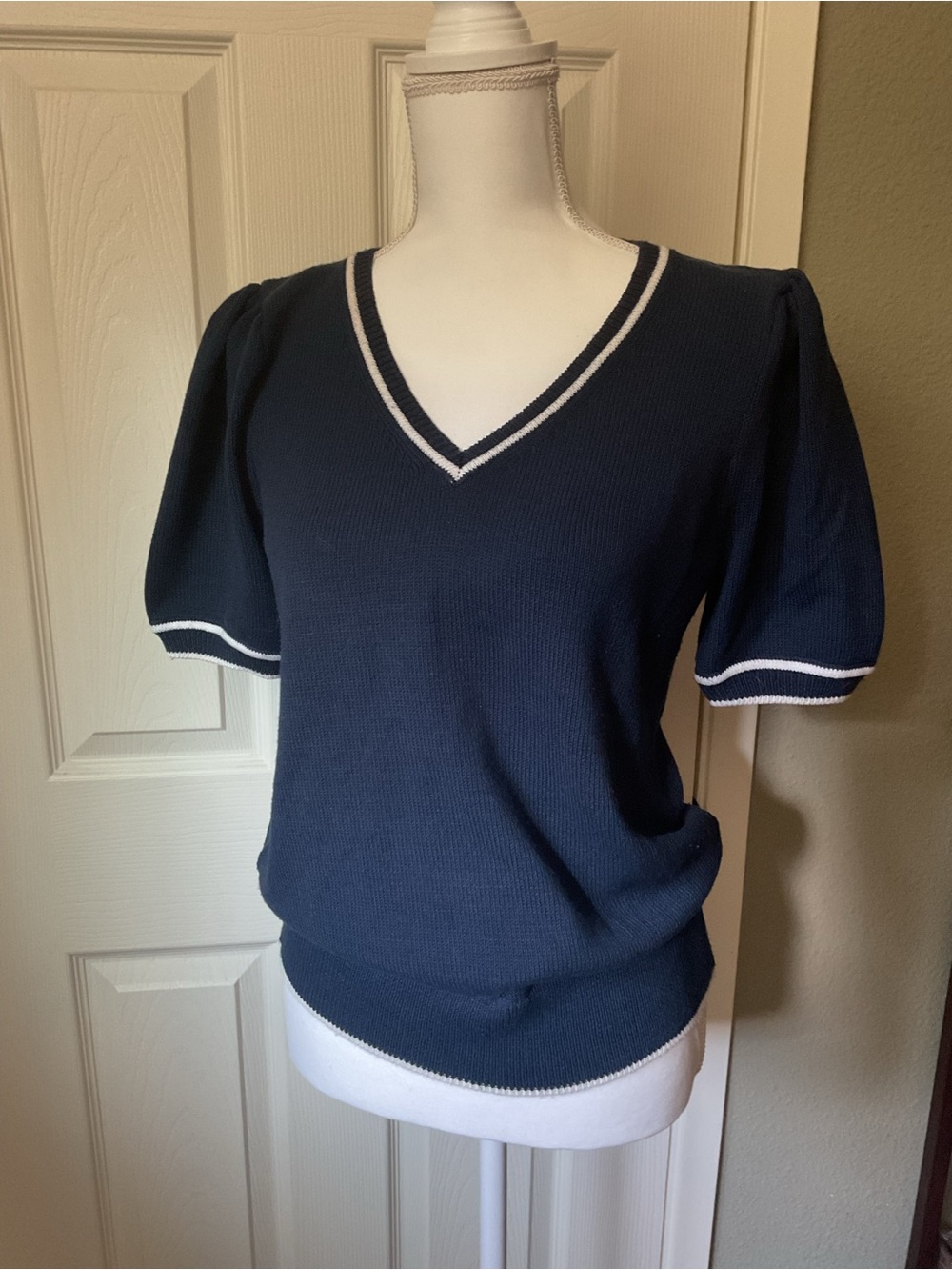 Ann Taylor Navy Short-Sleeve V-Neck Sweater with Cream Trim